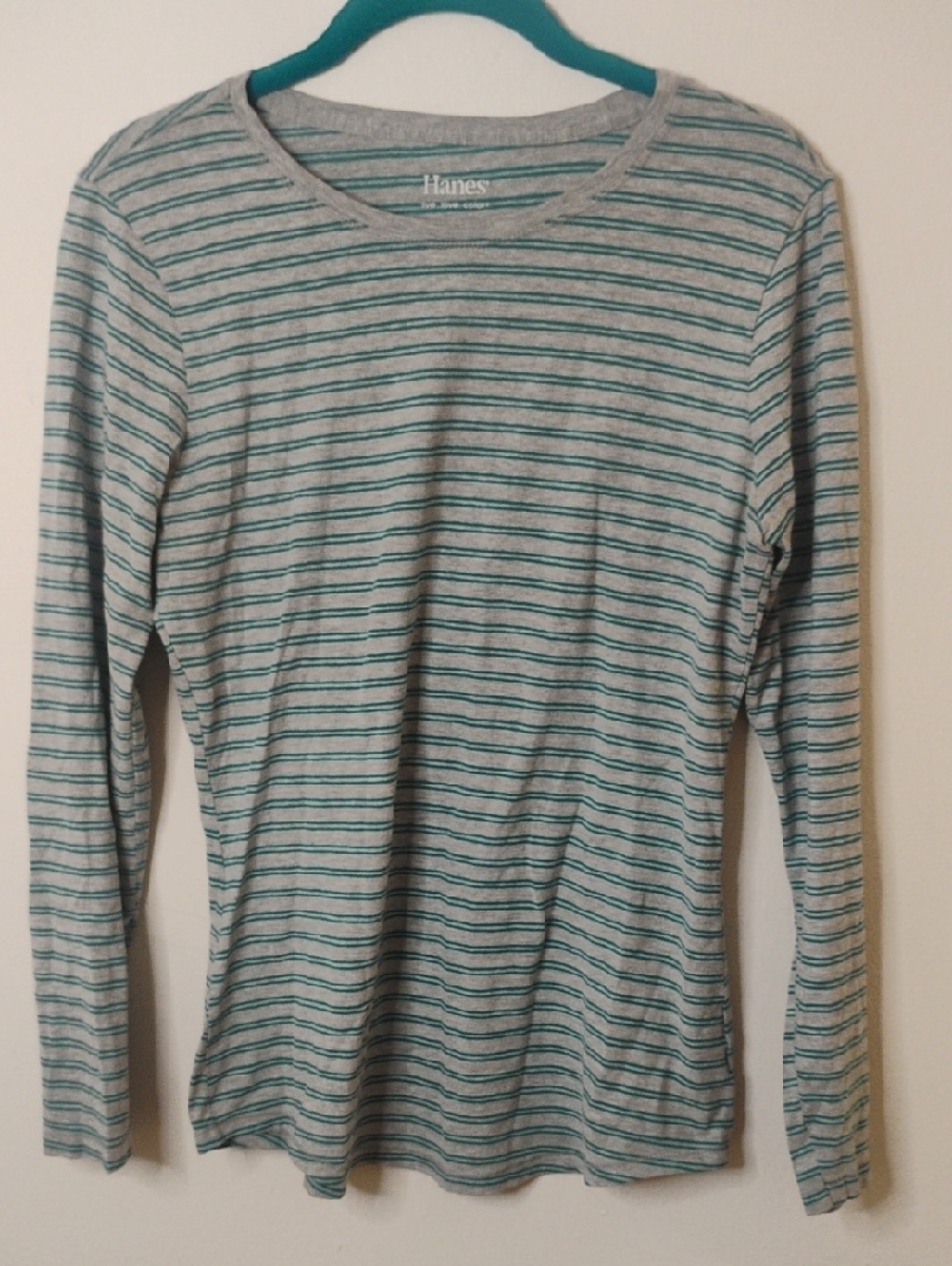 Hanes Small Gray T-Shirt with Teal Stripes – Classic Fit Lightweight Cotton Tee